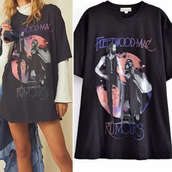 Tops - 1 LEFT!CLOSEOUT SALE! New! Fleetwood Mac Band Tee